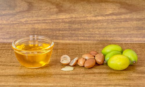 Huile d’argan et ses fruits d’origine